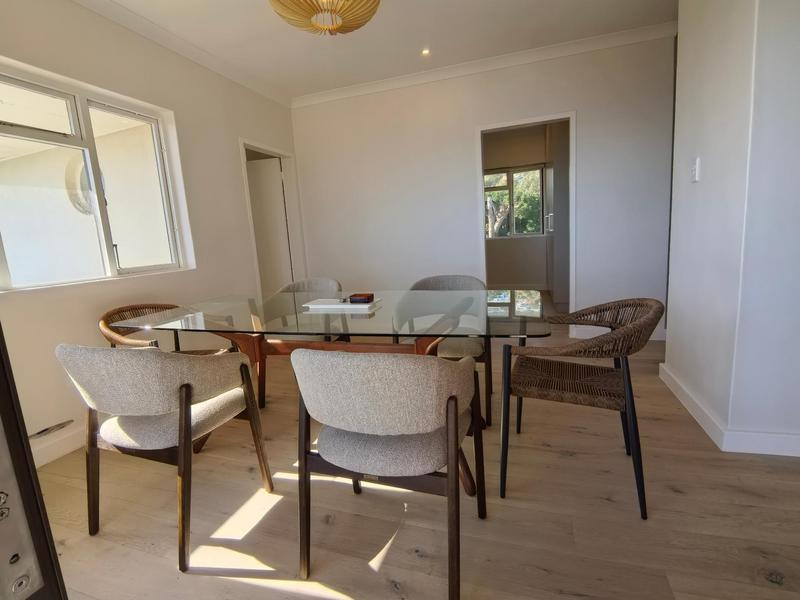 2 Bedroom Property for Sale in Camps Bay Western Cape
